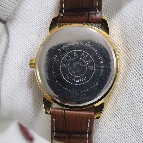 Vintage 1981 Roamer Manual Mens Gold Watch W/Leather Strap & Green accents - Picture 6 of 6